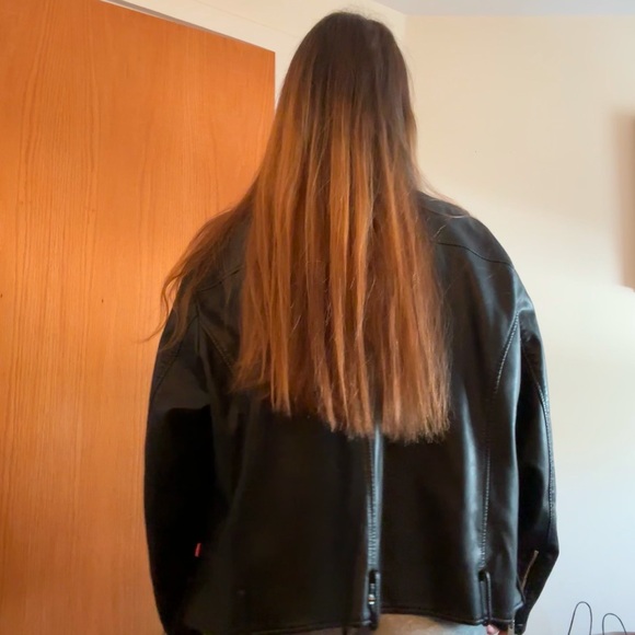 Levis Leather Jacket - Picture 3 of 4